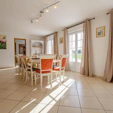 Le Charles Augustin Tatil Evi *