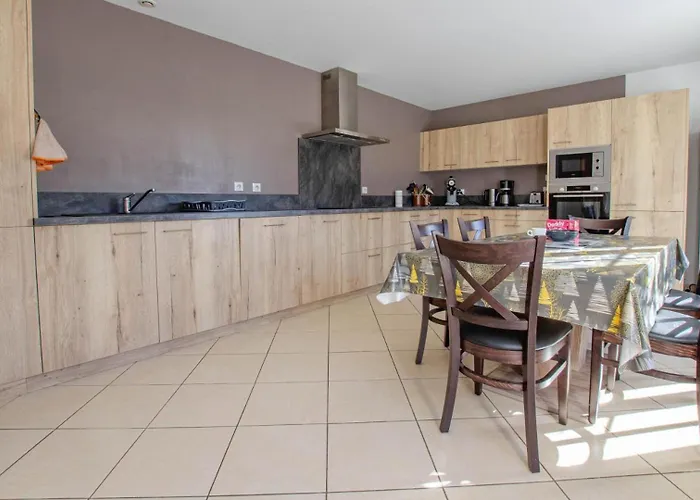 Le Charles Augustin Casa de Férias Lusigny-sur-Barse